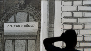 Borsa: l'Europa sulla parit&agrave; guarda a Hormuz e petrolio, Francoforte +0,4%
