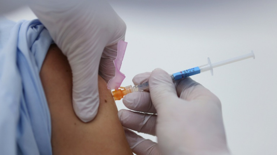 Empfehlung f&uuml;r Basisimpfung gegen Coronavirus f&auml;llt weg - Auffrischung ab 75 Jahren