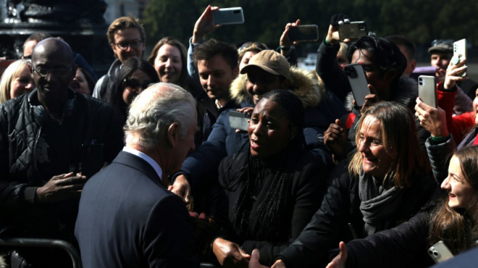 Carlos III tiene trabajo para (re)conquistar a la comunidad negra brit&aacute;nica