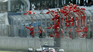 Hamilton quer seguir &agrave; ca&ccedil;a de Antonelli na &Aacute;ustria