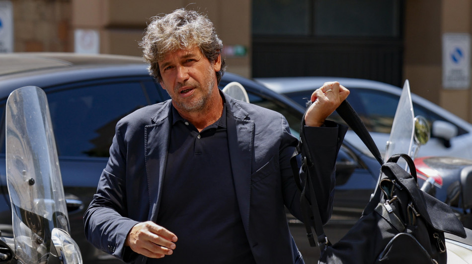 Calcio: Albertini 'Inter-Juve show, pi&ugrave; dribbling che errori'
