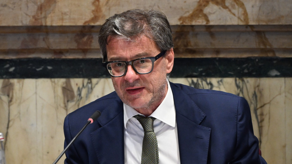 Giorgetti, acquisti titoli Stato da assicurazioni ulteriormente scesi in 2025
