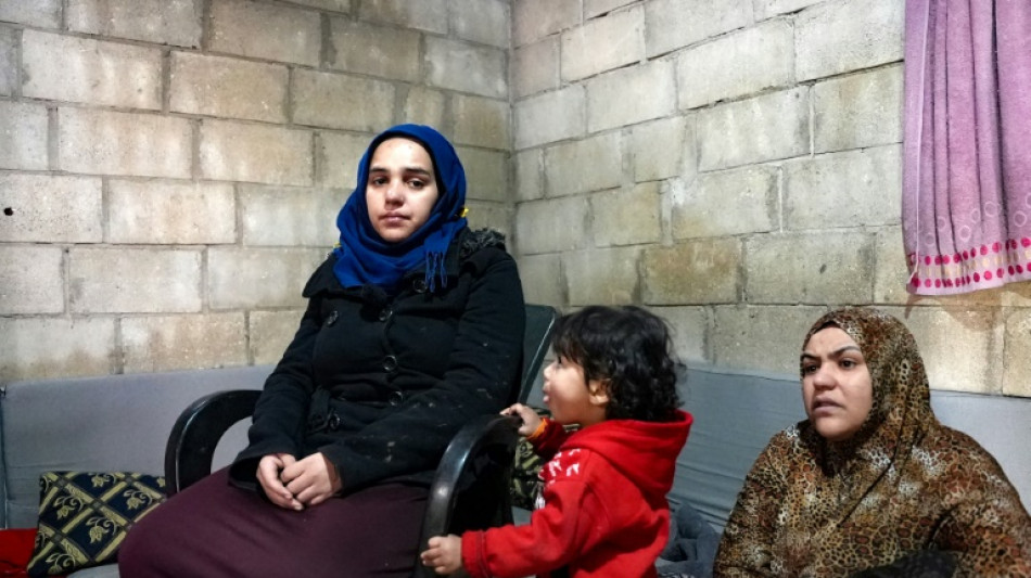 En Syrie, les camps de d&eacute;plac&eacute;s accueillent les rescap&eacute;s du s&eacute;isme