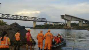 Pelo menos um morto e 16 desaparecidos ap&oacute;s queda de ponte entre Tocantins e Maranh&atilde;o