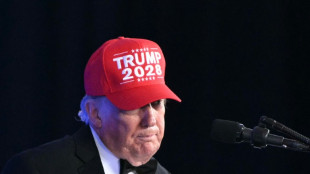 Trump spottet bei Presse-Gala &uuml;ber Medien und kokettiert mit dritter Amtszeit
