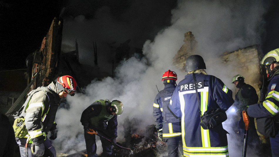 Kiev, 'salgono a 5 i morti nell'attacco russo su Kharkiv'