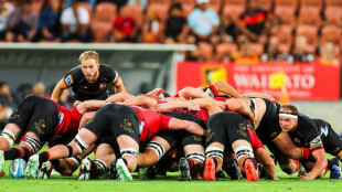 Super Rugby in temporary mouthguard climbdown