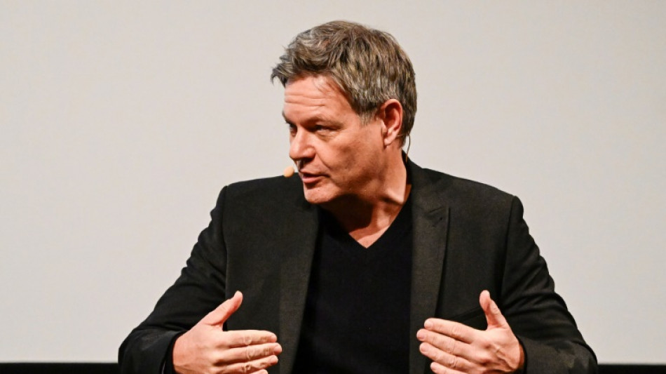 SPD-Chef Klingbeil: Habeck hat sich zu wenig um Wirtschaftskrise gek&uuml;mmert
