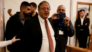 Visita de ministro israelense &agrave; Esplanada das Mesquitas causa indigna&ccedil;&atilde;o em Jerusal&eacute;m