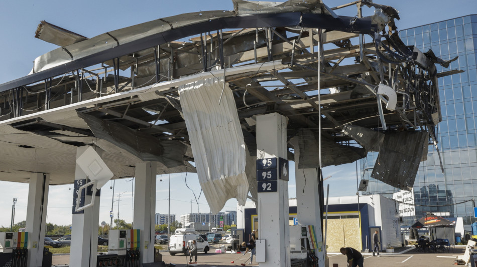 Kiev, raid russo su azienda nel Dnepr, 4 morti