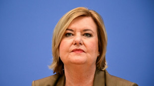 Wehrbeauftragte H&ouml;gl: Wehrdienst wird "nicht ohne eine Form von Pflicht auskommen"
