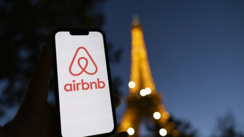 R&eacute;gulation des meubl&eacute;s de tourisme : Airbnb ne pr&eacute;voit "pas d'impact" sur ses activit&eacute;s