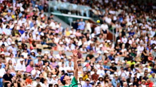 Sinner atropela Lehecka e vai &agrave;s oitavas de Roland Garros