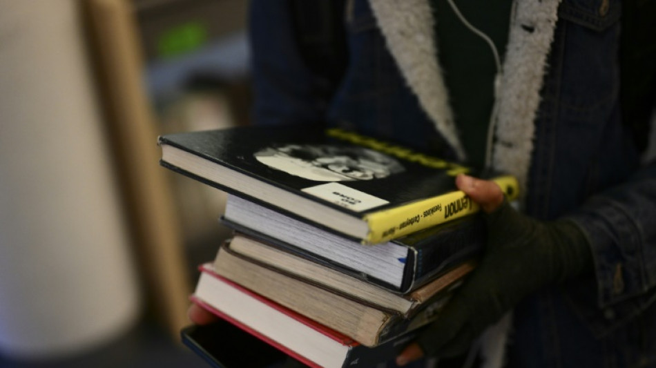 Studie: Studentische Besch&auml;ftigte an Hochschulen arbeiten oft wochenlang ohne Bezahlung