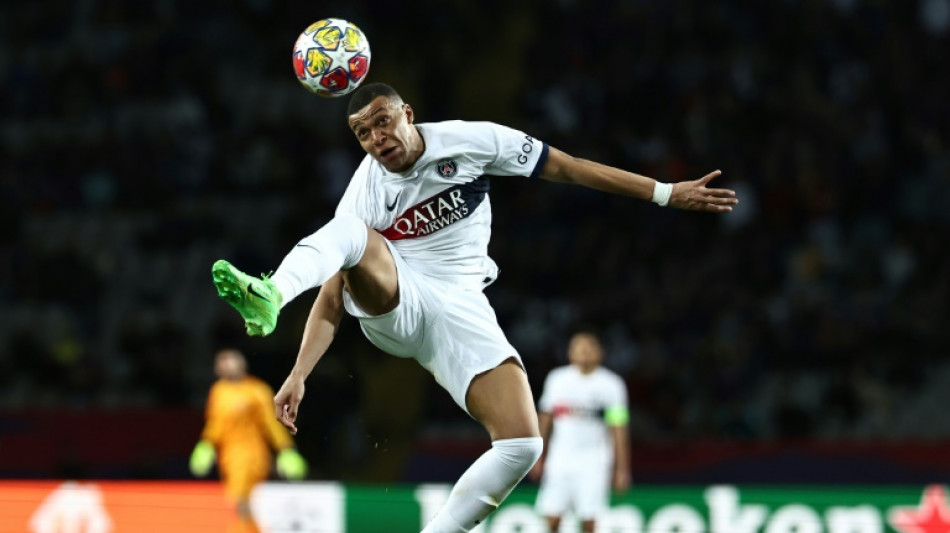 Foot: Kylian Mbapp&eacute; signe officiellement au Real Madrid pour cinq ans