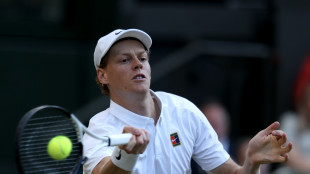 Wimbledon: problema a gomito, fisioterapista in campo per Sinner