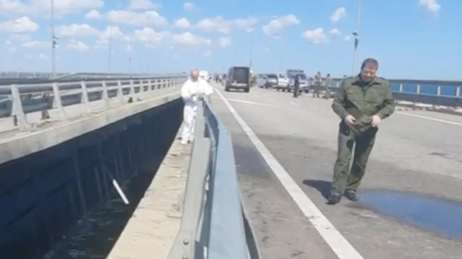 Mosca, 'il Ponte di Crimea &egrave; chiuso al traffico'