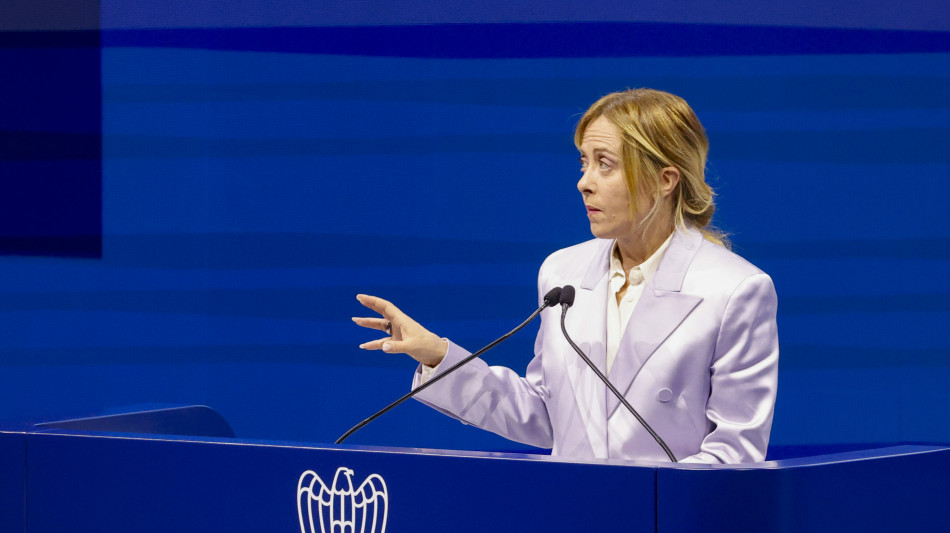 Meloni a Confindustria, subito cantiere per riforma burocrazia