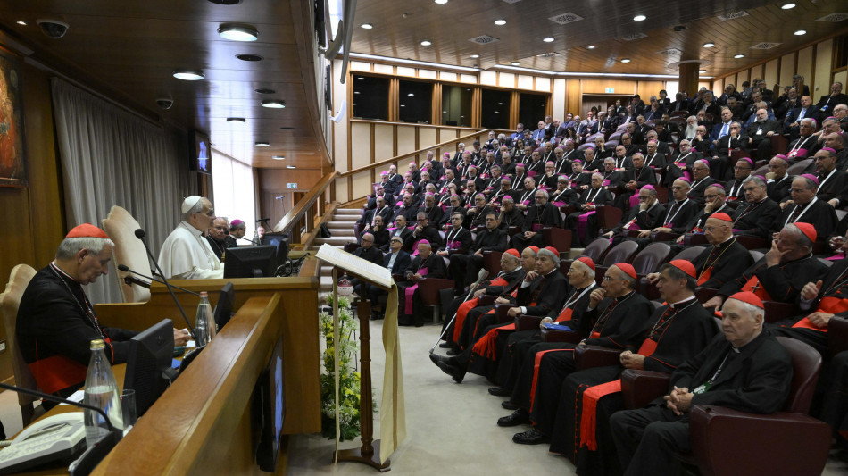 Cei, favorire la presenza delle donne nei ruoli di guida nella Chiesa