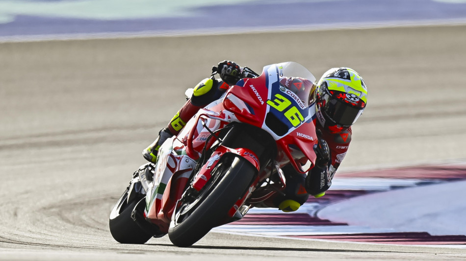 MotoGP: warm up bagnato a Le Mans, Mir il pi&ugrave; veloce