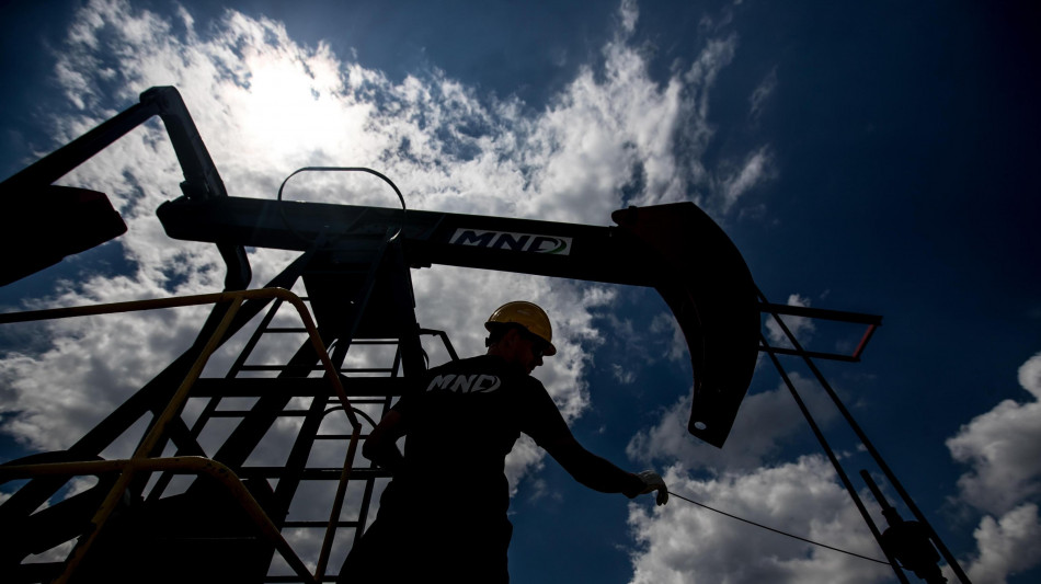 Il petrolio chiude in forte calo a New York a 67,21 dollari