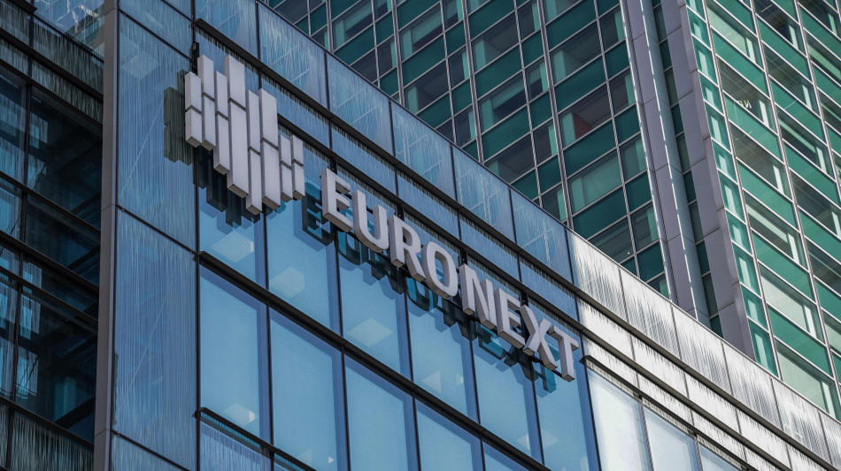 Borsa: l'Europa chiude pesante, Parigi -3,31%, Londra -1,5%