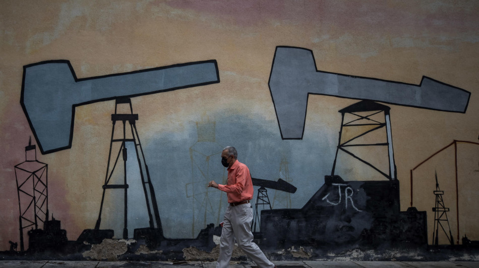 'A societ&agrave; Usa giacimenti petroliferi venezuelani gestiti prima da Cina e Russia'