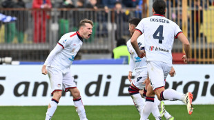 Calcio: Jankto smette a 29 anni, 'voglio stare con mio figlio'