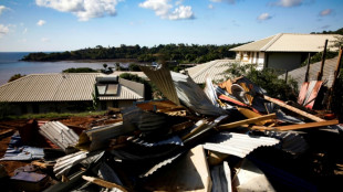 A Mayotte, Darmanin d&eacute;fend l'op&eacute;ration Wuambushu et s'attaque au manque d'eau