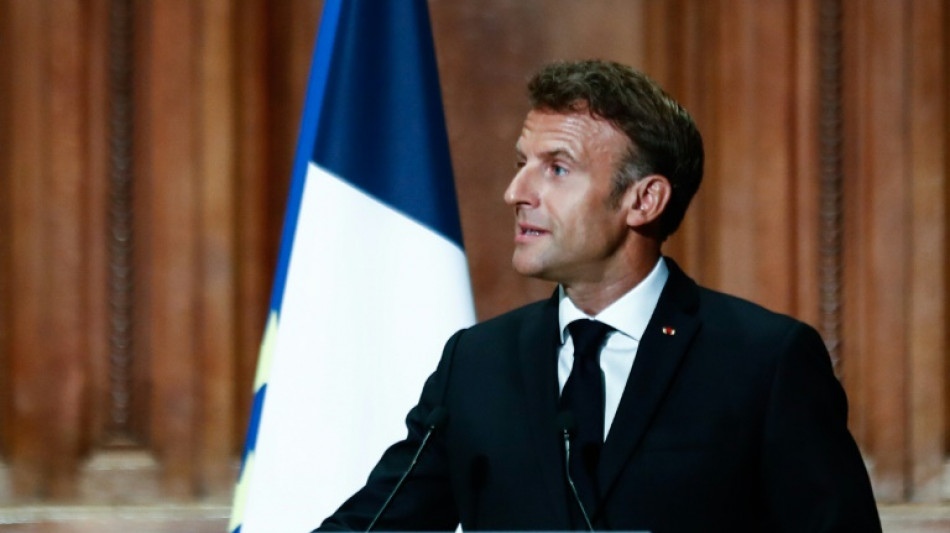 Le pr&eacute;sident Macron d&eacute;taille sa feuille de route pour l'&eacute;cole