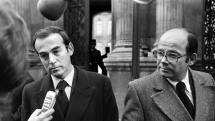 Badinter et la peine de mort: une "passion militante" n&eacute;e d'un &eacute;chec