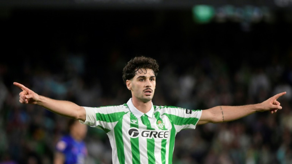 Atl&eacute;tico de Madrid anuncia contrata&ccedil;&atilde;o de Johnny Cardoso, ex-Inter