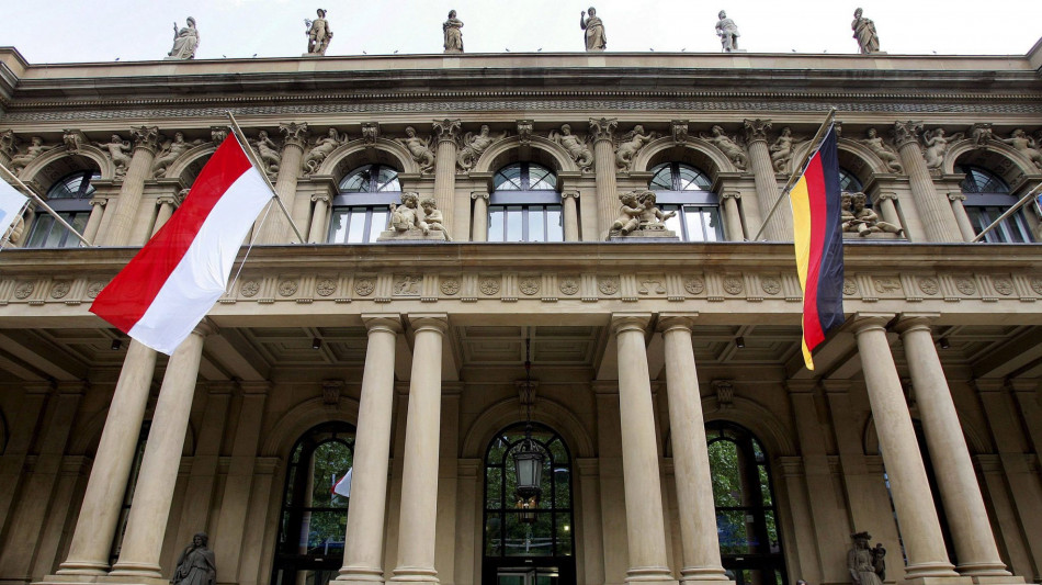 ++ Borsa: Europa euforica, Parigi +6,6% ++