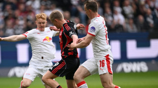 Leipzig schl&auml;gt Frankfurt und baut Vorsprung aus