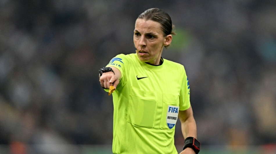Francesa St&eacute;phanie Frappart &eacute; nomeada respons&aacute;vel por arbitragem da Uefa