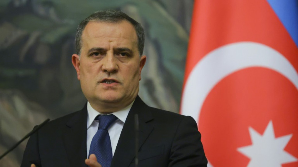 Azerbaiy&aacute;n expulsa a cuatro empleados de la embajada de Ir&aacute;n