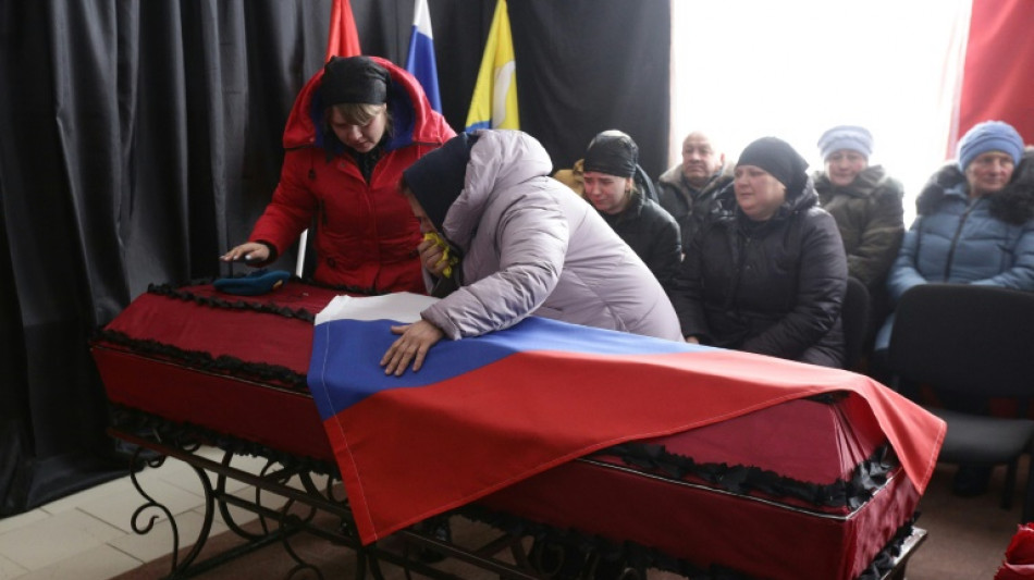 En Sibérie profonde, un petit village enterre son jeune "patriote" tué en Ukaine