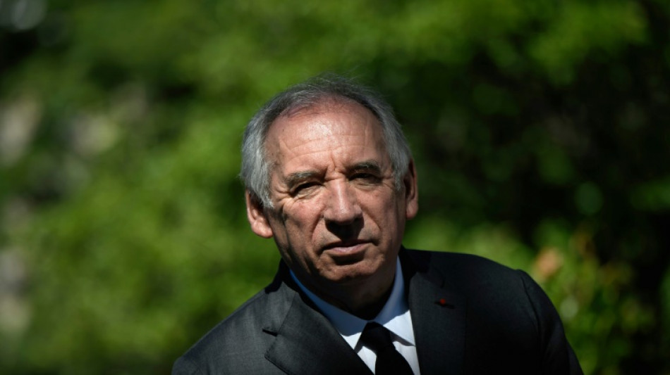 "Des chemins pour l'&eacute;cologie sont &agrave; port&eacute;e de main", affirme Bayrou