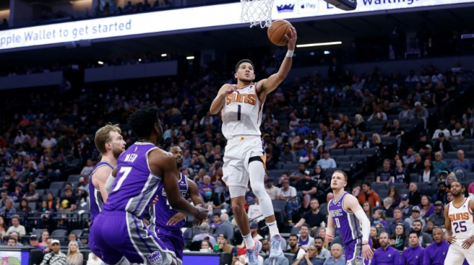 NBA: Phoenix assuré d'être tête de série N.1 à l'Ouest, Booker brille