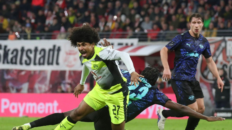 Strittige Szene um Adeyemi: "Klarer Elfmeter"