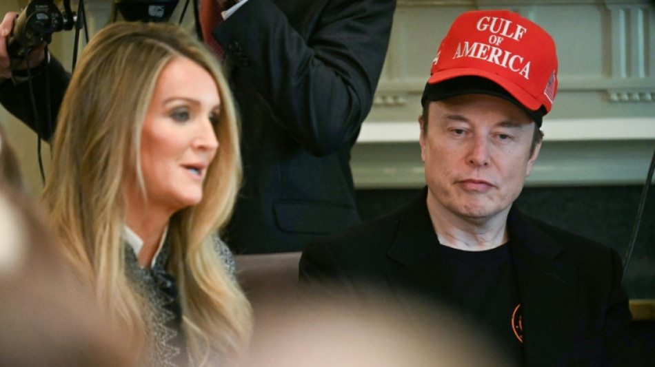 Trump diz a Musk que ele pode ficar pelo tempo que quiser