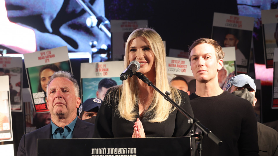Ivanka alle famiglie degli ostaggi, 'Trump &egrave; sempre con voi'