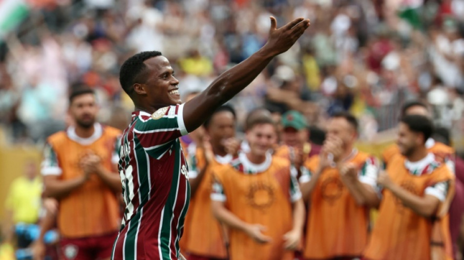 "Ningu&eacute;m quer que a hist&oacute;ria acabe aqui", diz Jhon Arias, destaque do Fluminense