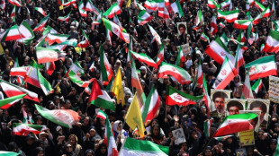 Ir&aacute;n vuelve a cerrar el estrecho de Ormuz, Trump rechaza el "chantaje"