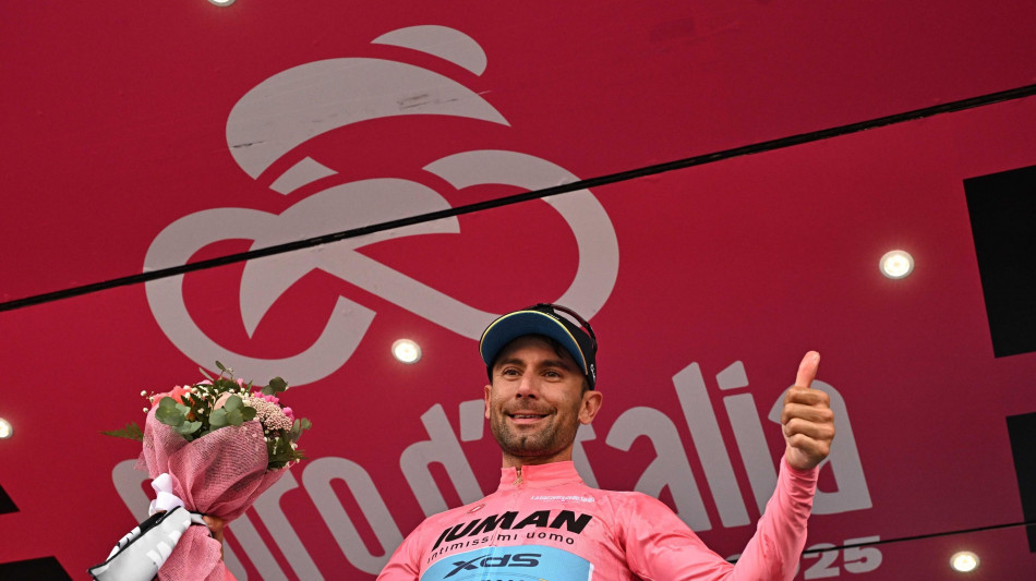 Giro: l'italiano Ulissi e' la nuova maglia rosa