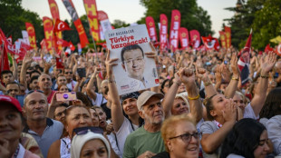 Oppositionskundgebung in Istanbul: Mindestens 10.000 Menschen protestieren gegen Imamoglu-Festnahme