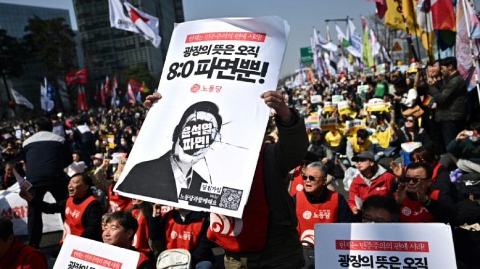 Tribunal Constitucional da Coreia do Sul confirma impeachment do presidente Yoon