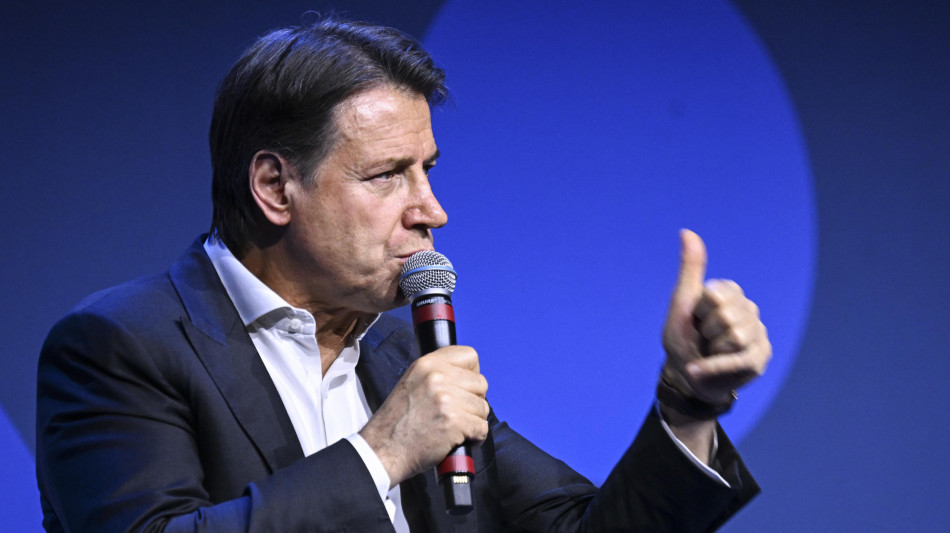 Conte, doveroso il no ai bombardieri Usa, governo neghi anche supporto logistico