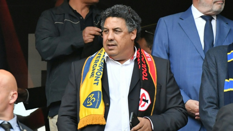 Municipales: Serge Blanco, légende du rugby, candidat chez lui à Biarritz 