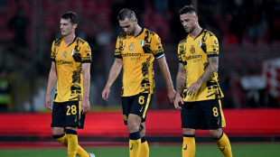 Napoli goleia Cagliari e assume lideran&ccedil;a do Italiano; Inter empata com Monza